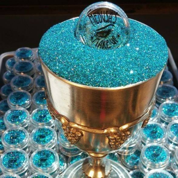 🌟🧚‍♀️XANADU Medusa Makeup Glitter Pot NWT - Picture 4 of 8